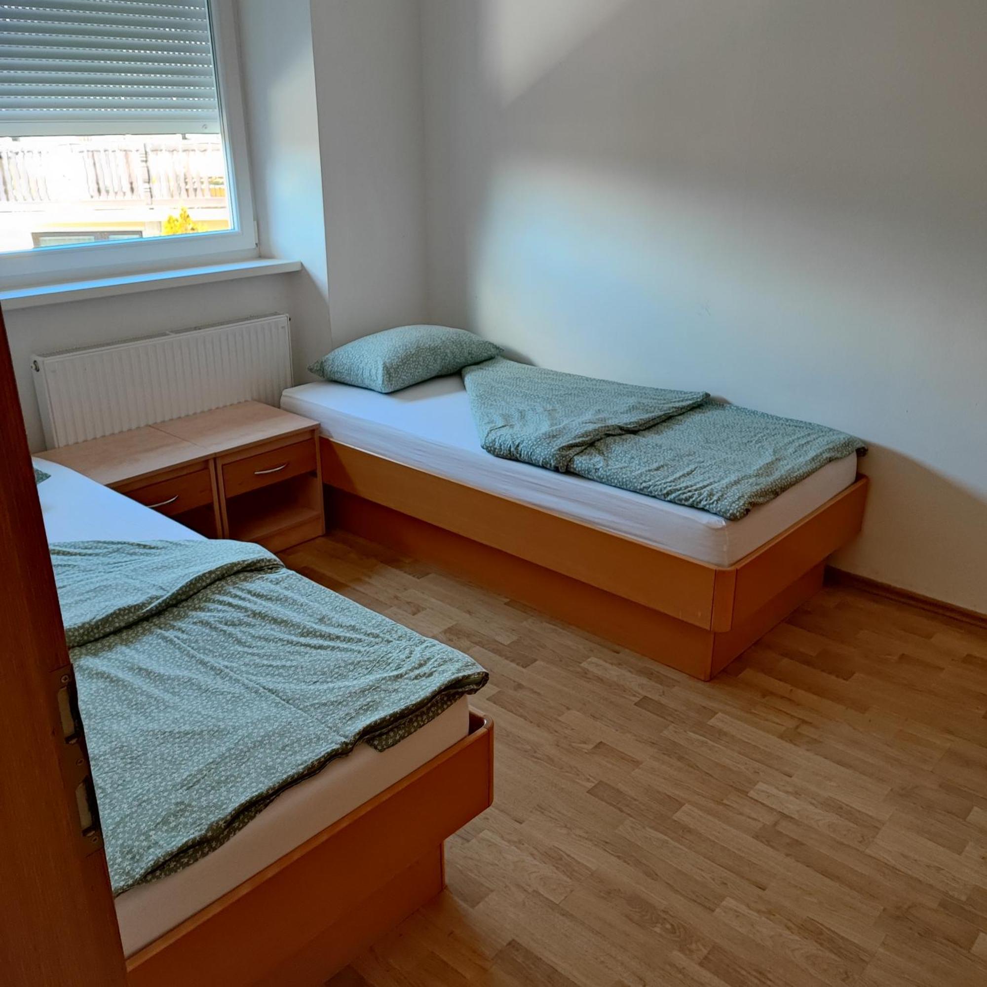 Sostanj Velenje Ravne Sobe Rooms Vrtacnik D O O Eksteriør billede